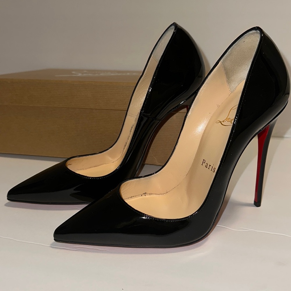 So Kate 120 patent Louboutin